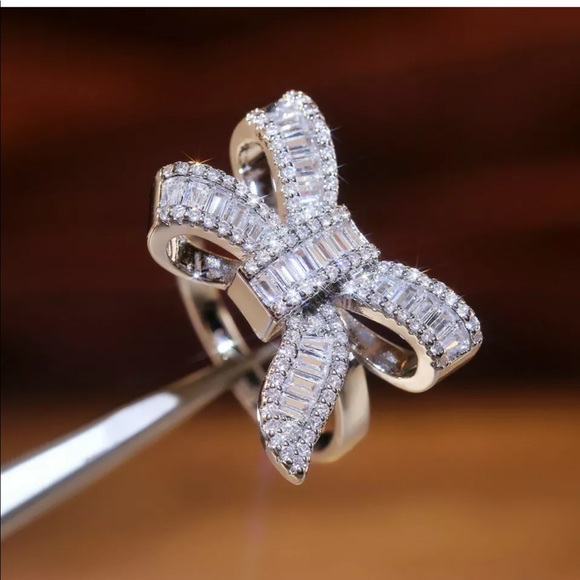 Sapphire 💯 Authentic - Picture 2 of 8